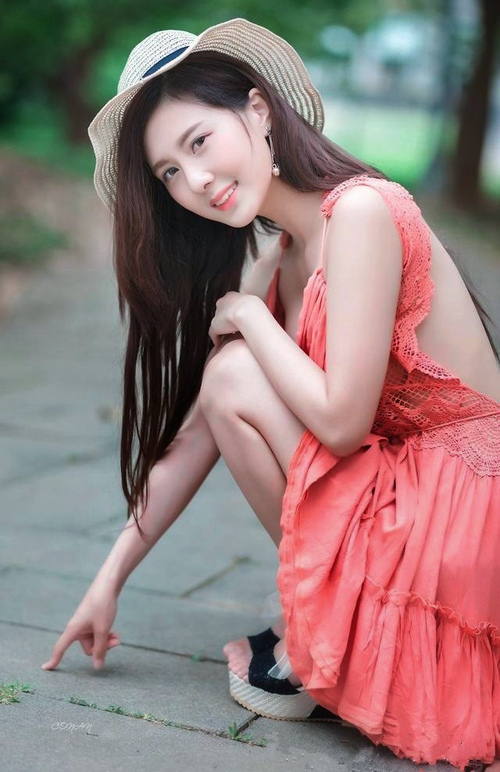 爱游戏娱乐网址-库里：飙远三分，开启“全场精彩”新篇章！，库里超远三分视频大全